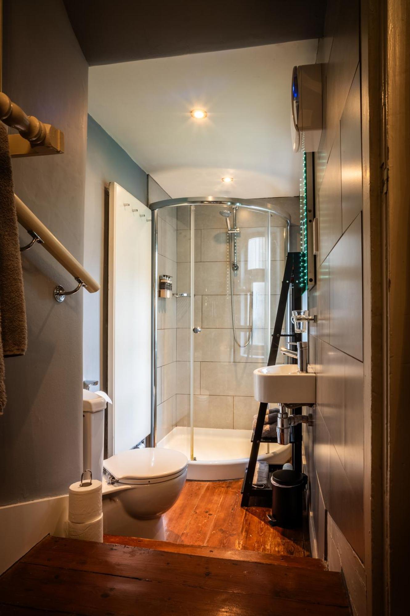 Six Brunton Place Guest House Edynburg Zewnętrze zdjęcie